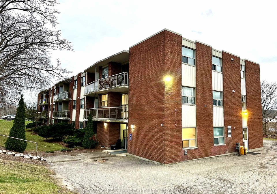 7-riverview-boulevard-st-catharines-ontario-x12434741