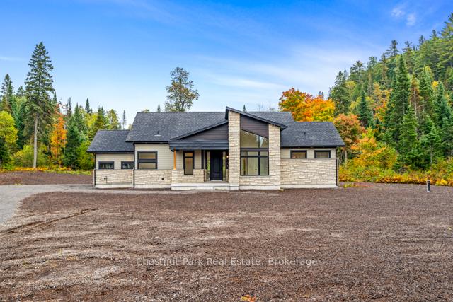 1053-greensview-drive-lake-of-bays-ontario-x12434870