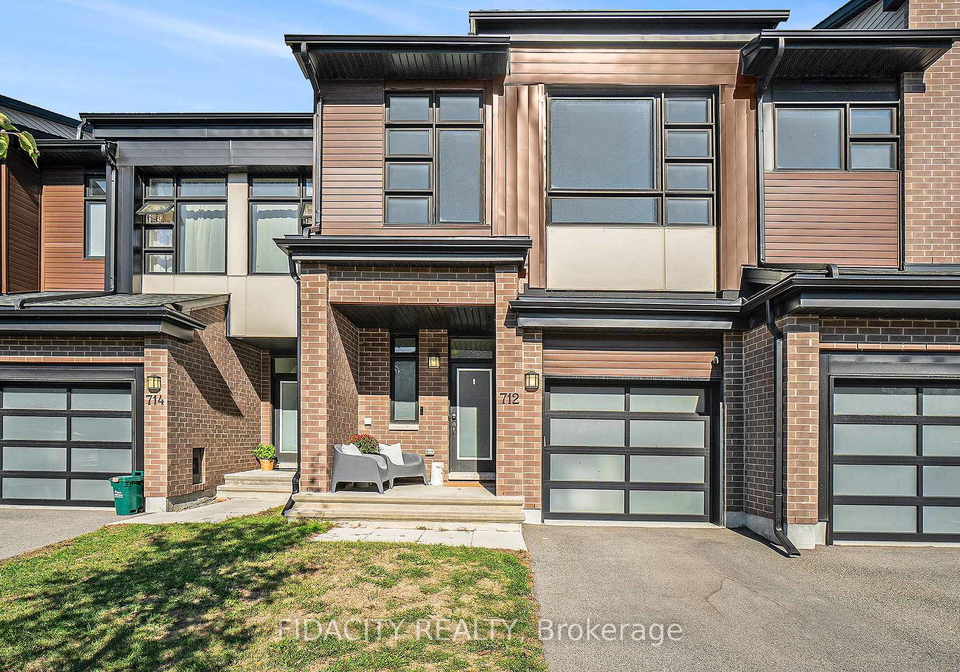 712-twist-way-kanata-ontario-x12435004