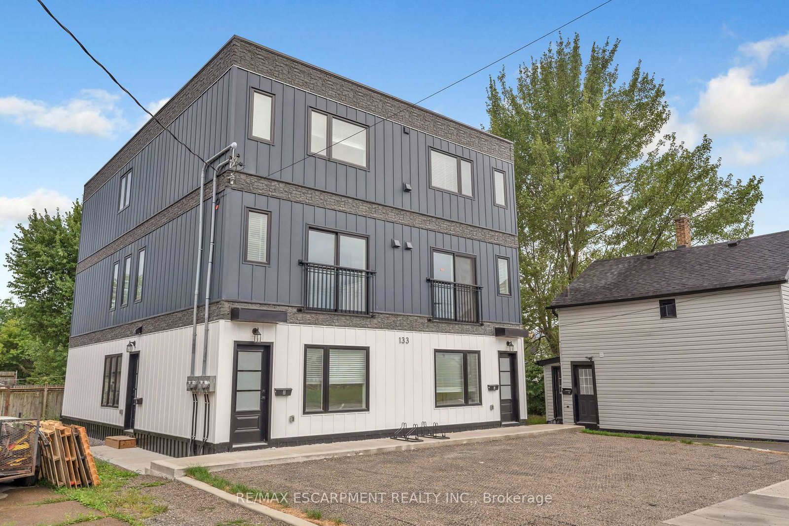 133-durham-street-port-colborne-ontario-x12435234