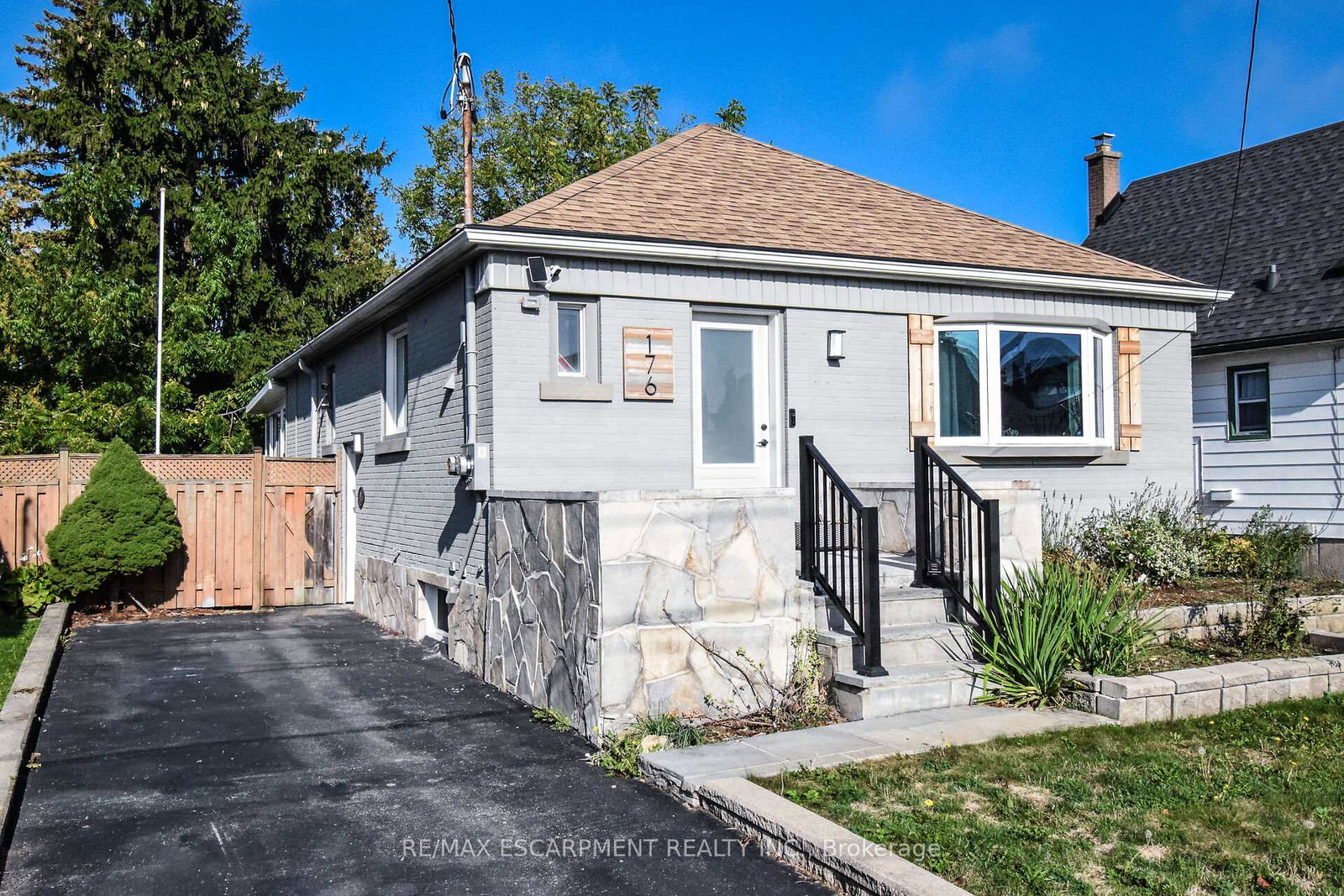 176-east-43rd-street-hamilton-ontario-x12435318