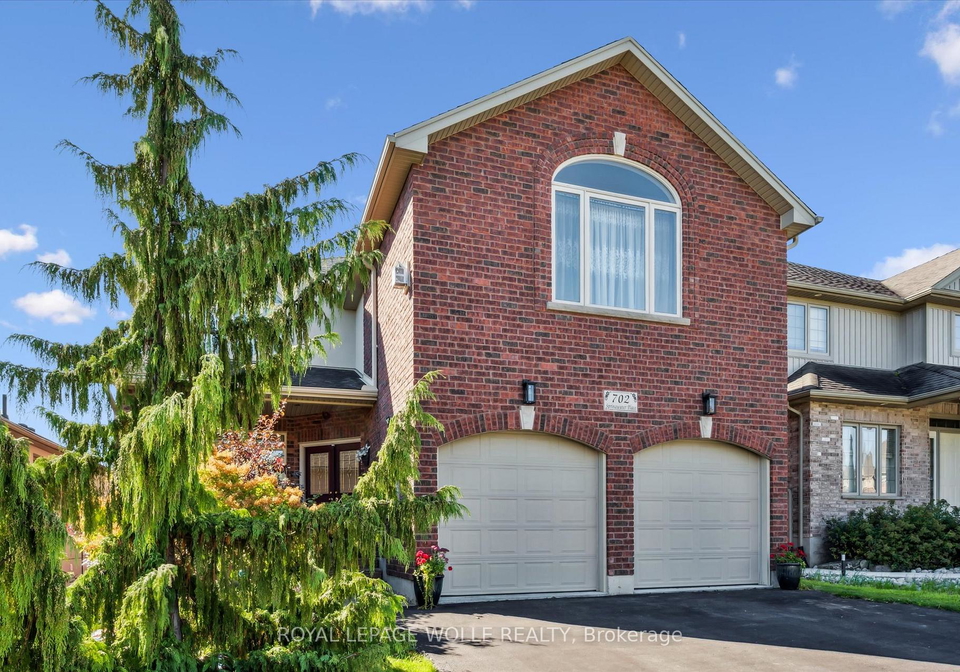 702-springwater-place-waterloo-ontario-x12435393