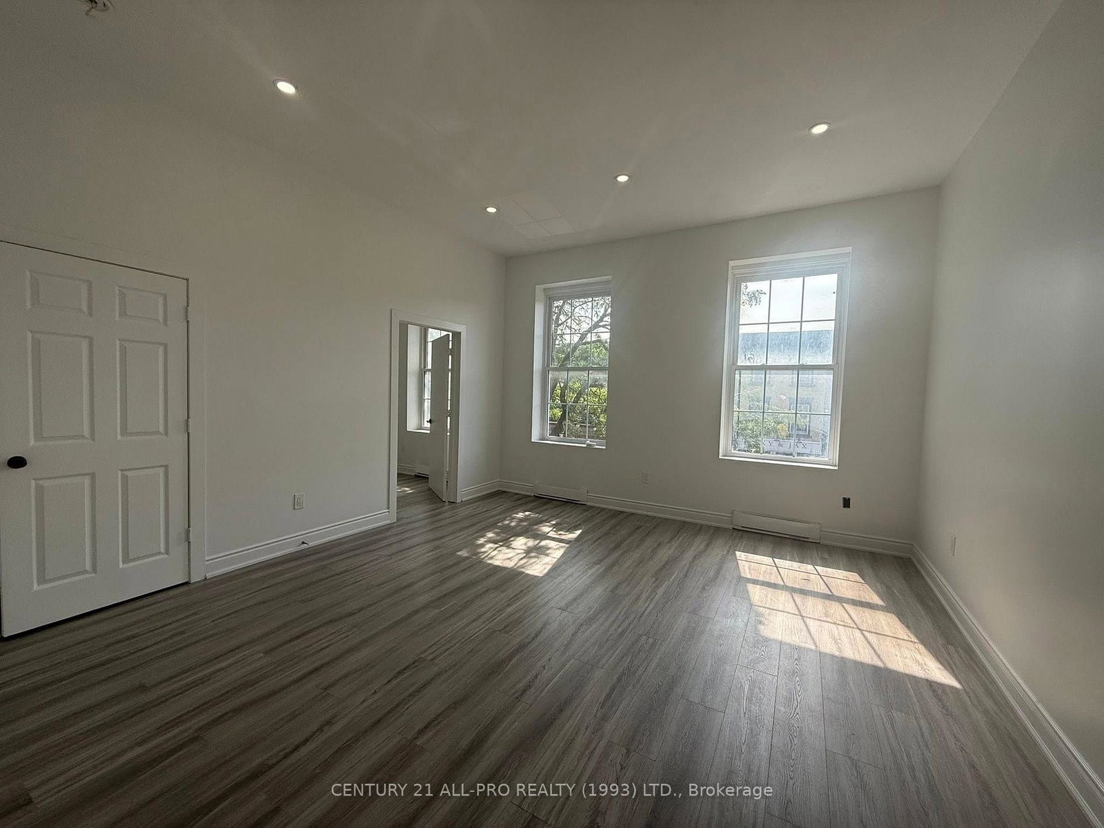 82-king-street-w-cobourg-ontario-x12435435