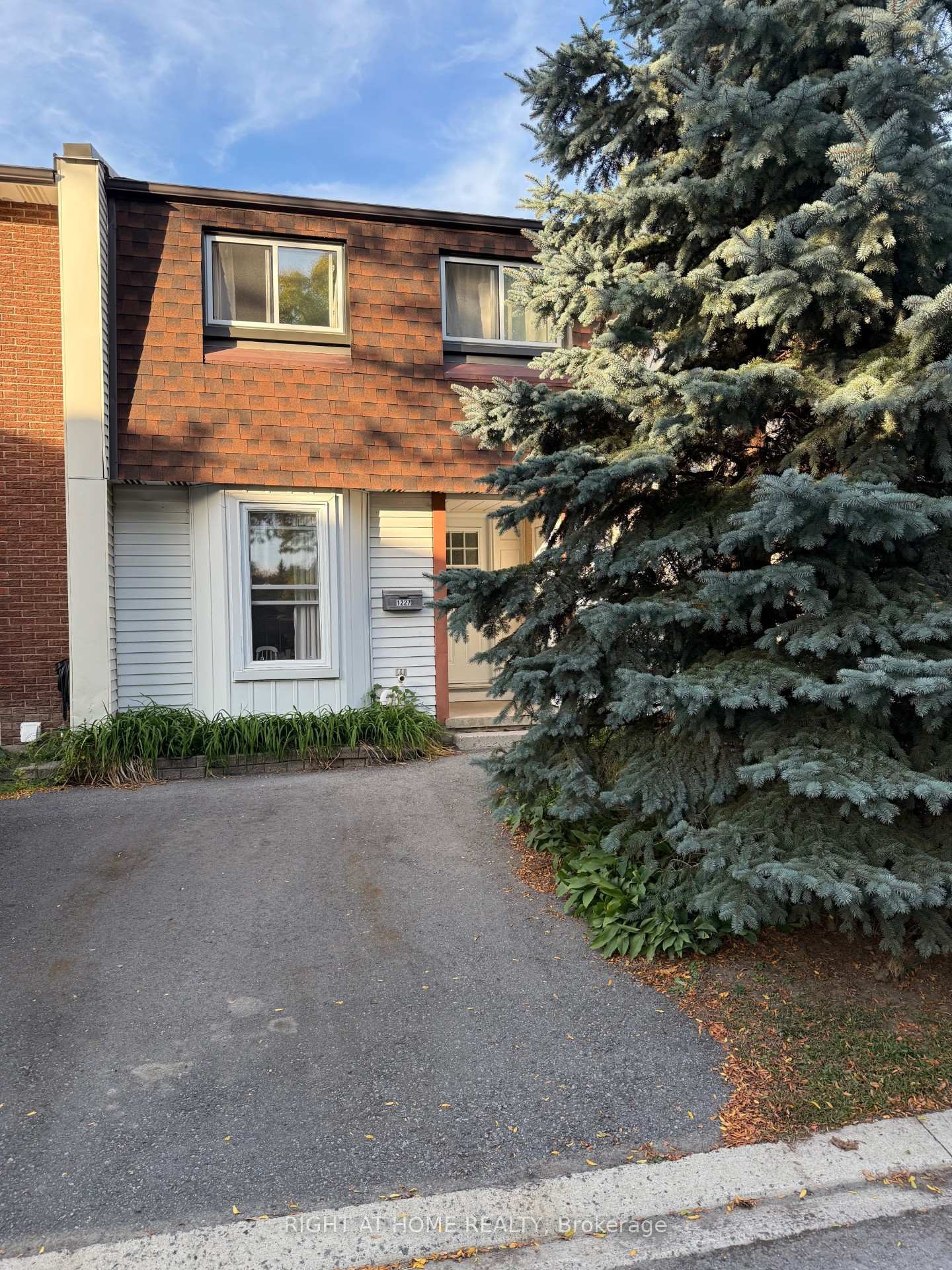 1227-priory-lane-ottawa-ontario-x12435789