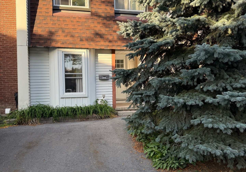 1227-priory-lane-ottawa-ontario-x12435789