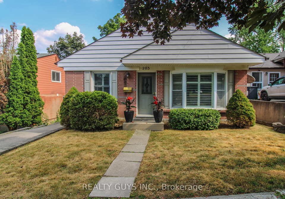 205-shelbourne-street-peterborough-ontario-x12435972