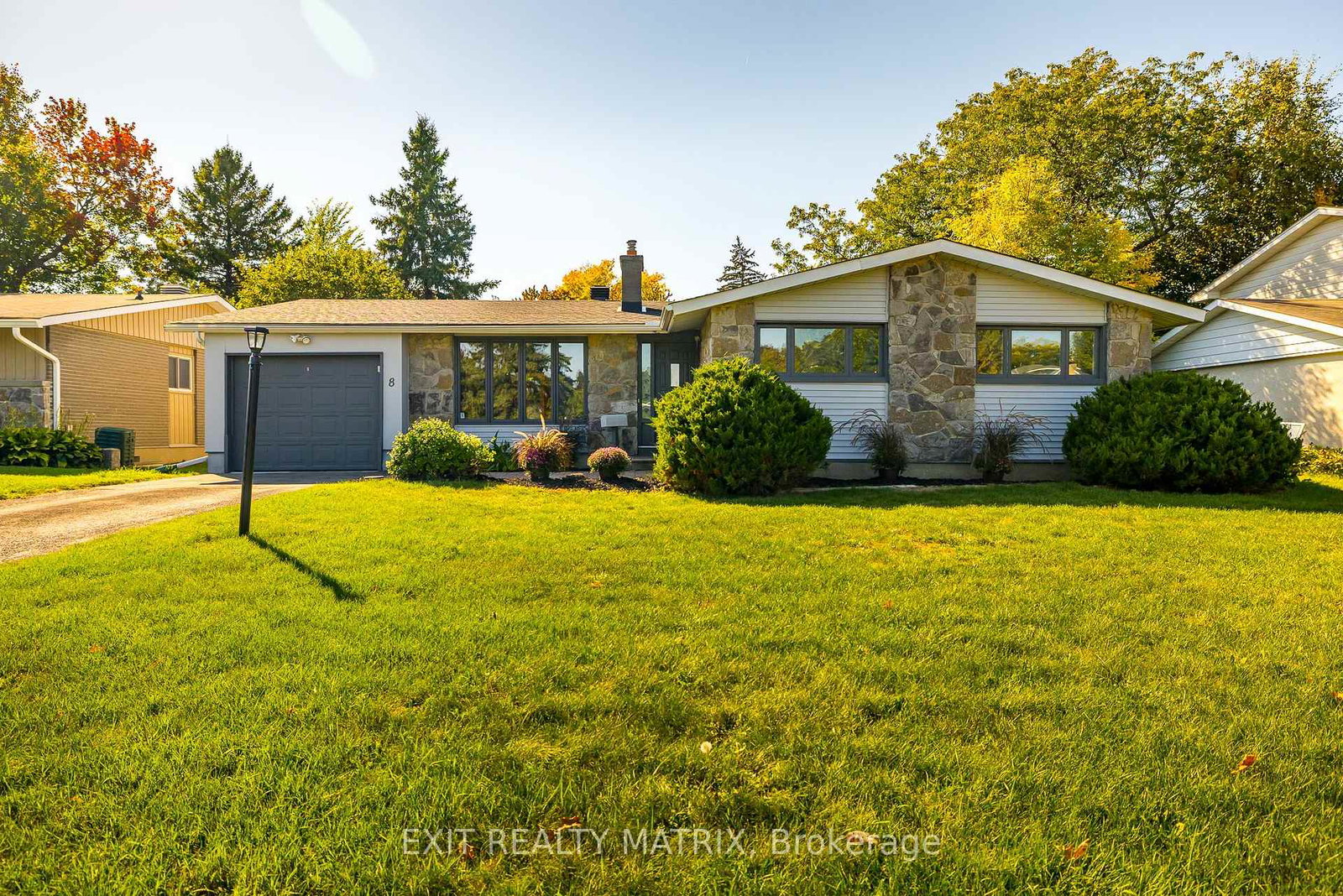 8-brian-crescent-ottawa-ontario-x12435997