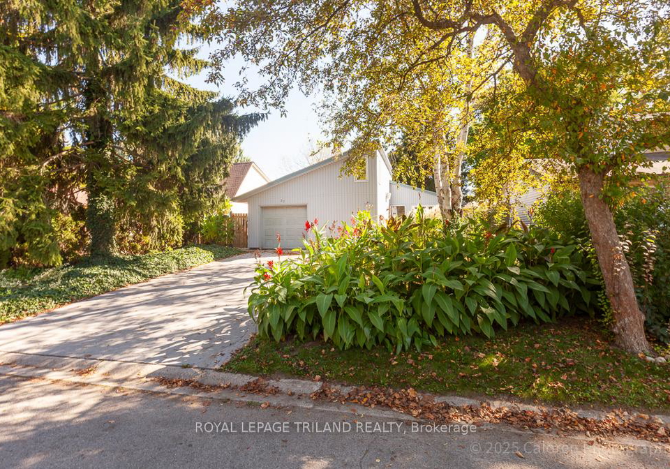 23-crabtree-avenue-london-north-ontario-x12436024