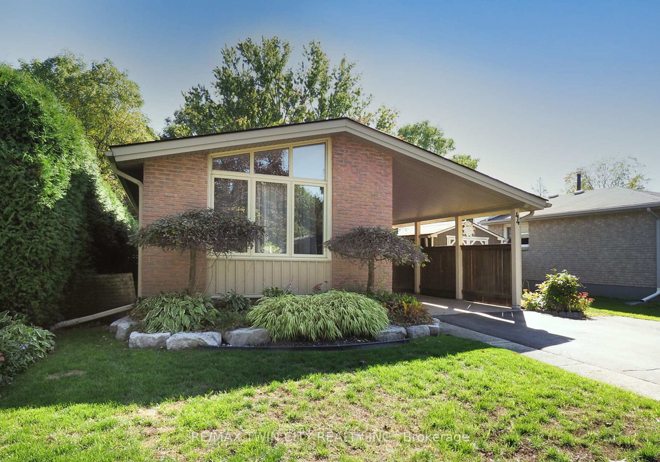44-milton-avenue-w-cambridge-ontario-x12436051