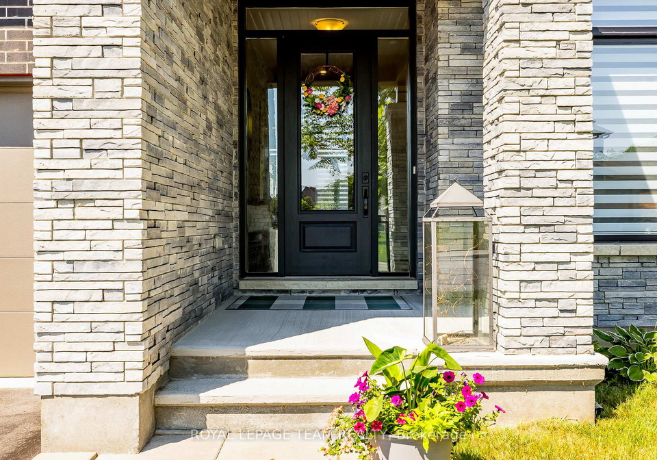 368-trestle-street-ottawa-ontario-x12436135