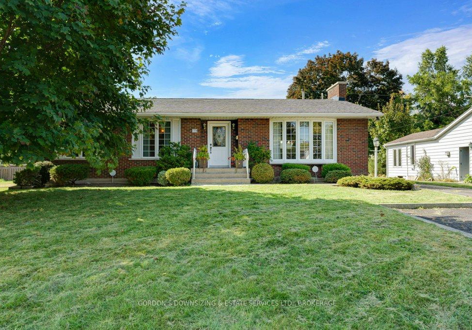 170-elmwood-drive-gananoque-ontario-x12436155