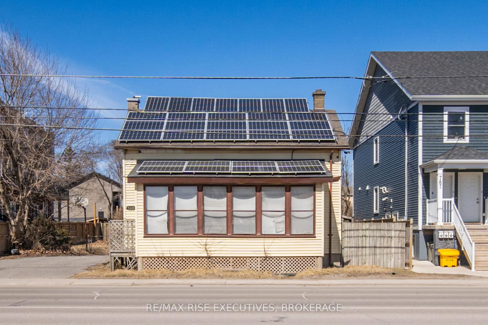 789-king-street-w-kingston-ontario-x12436166