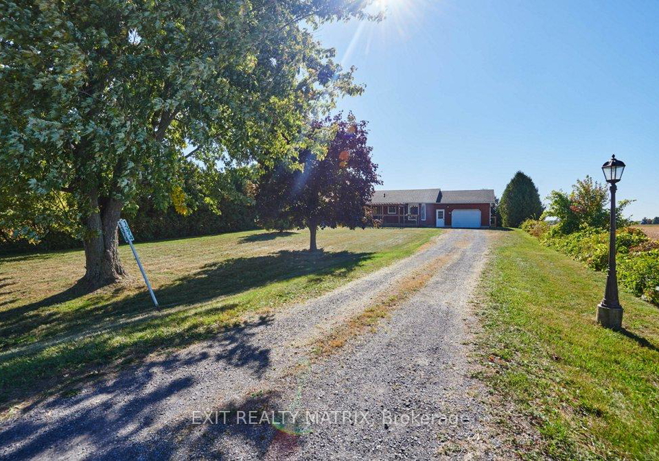 1374-county-7-road-north-dundas-ontario-x12436330