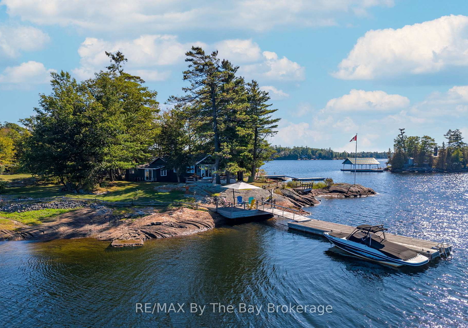 2-island-930-georgian-bay-ontario-x12436650