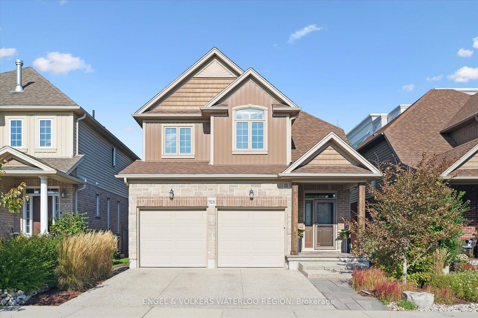 928-pioneer-grove-court-kitchener-ontario-x12436946