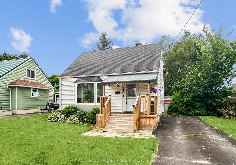 215-pine-street-belleville-ontario-x12436993