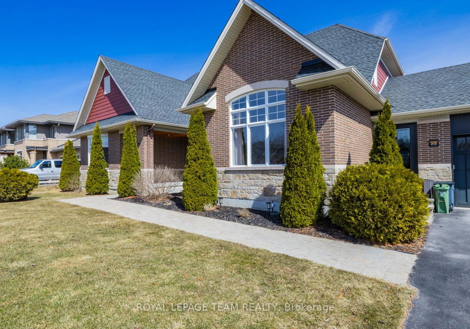 213-cabrelle-place-e-ottawa-ontario-x12437005