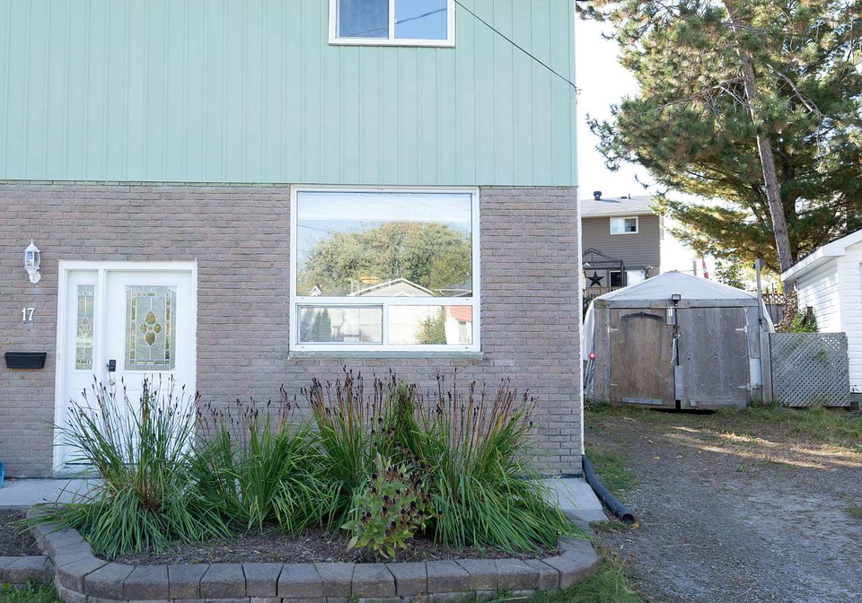 17-arthur-court-north-bay-ontario-x12437055