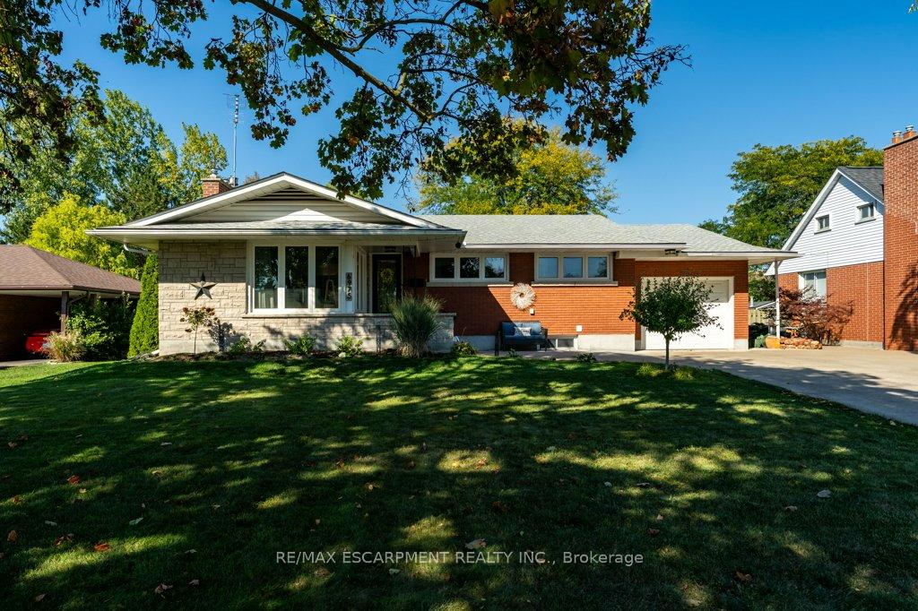 6975-oxford-street-niagara-falls-ontario-x12437109