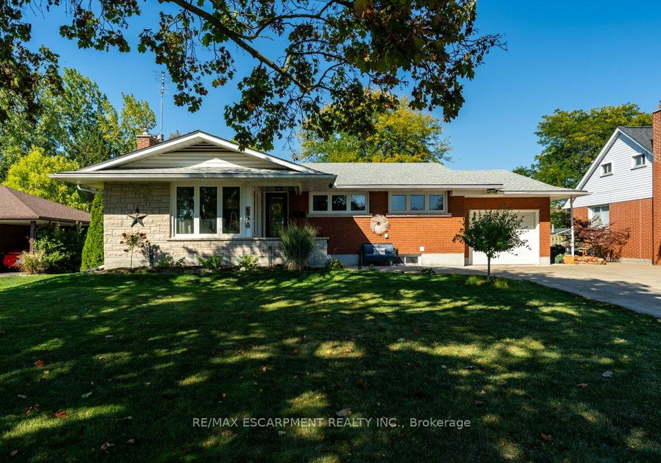 6975-oxford-street-niagara-falls-ontario-x12437109