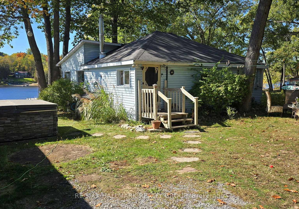1048-bayview-drive-ottawa-ontario-x12437181