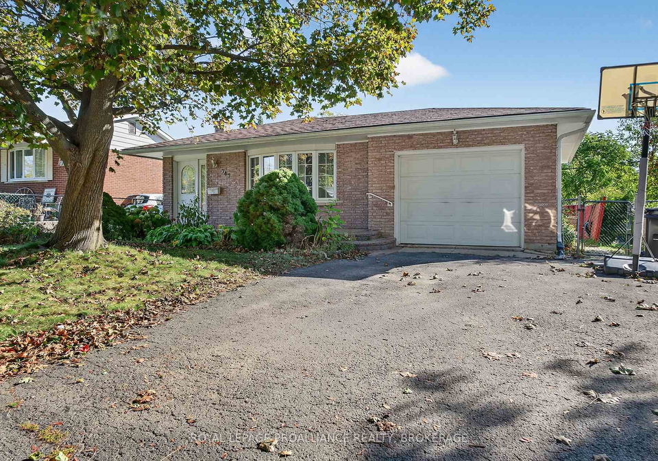 747-laidlaw-crescent-kingston-ontario-x12437208