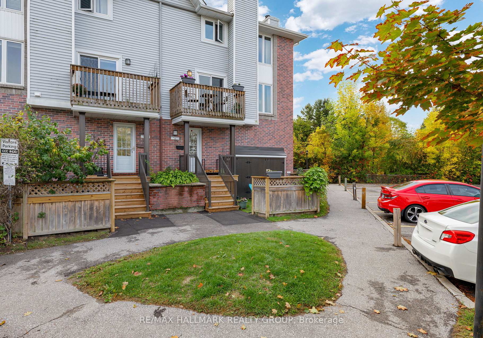 5-timberview-way-ottawa-ontario-x12437387