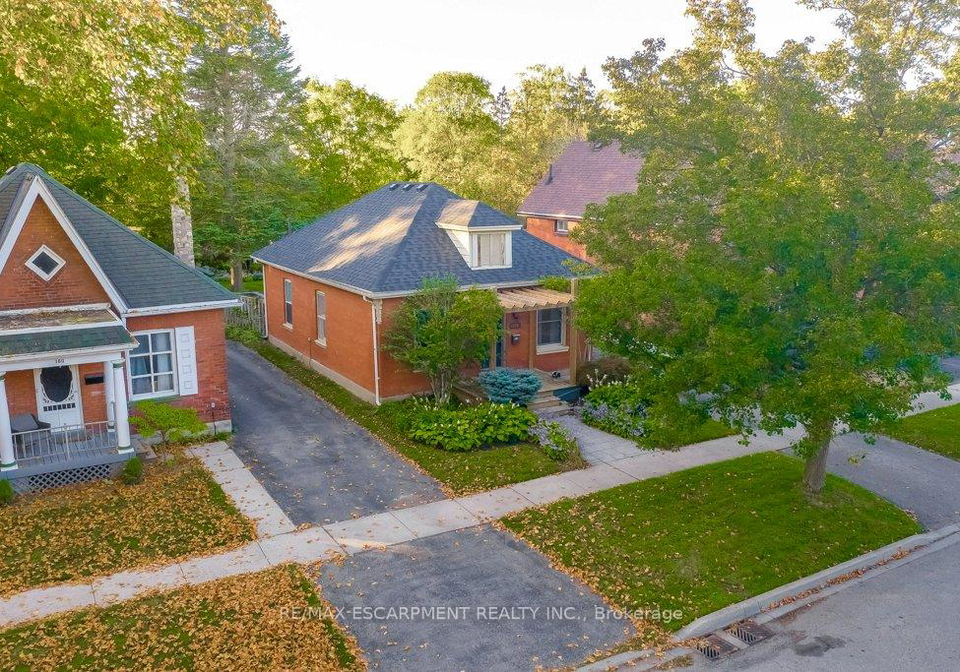 158-eagle-avenue-brantford-ontario-x12437445