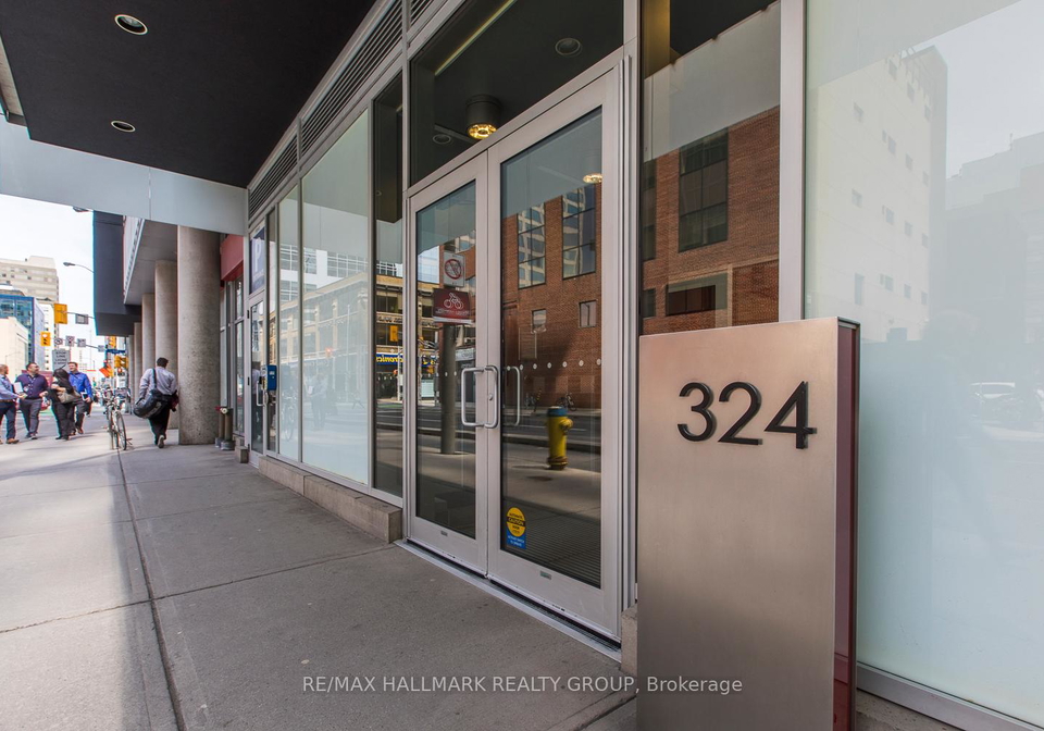 324-laurier-avenue-w-ottawa-ontario-x12437701