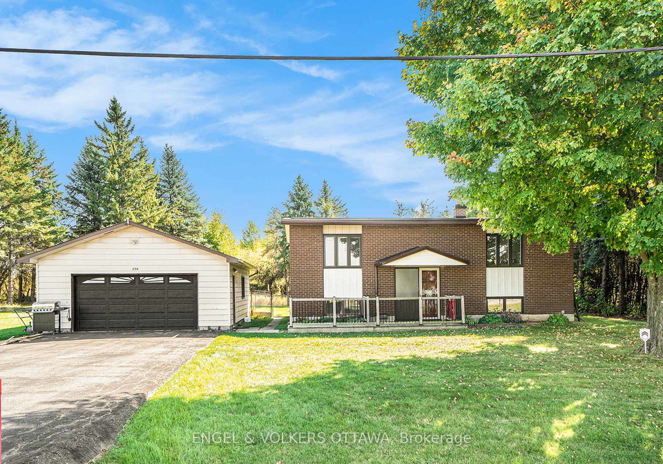 258-herrick-drive-rr1-arnprior-ottawa-ontario-x12437742