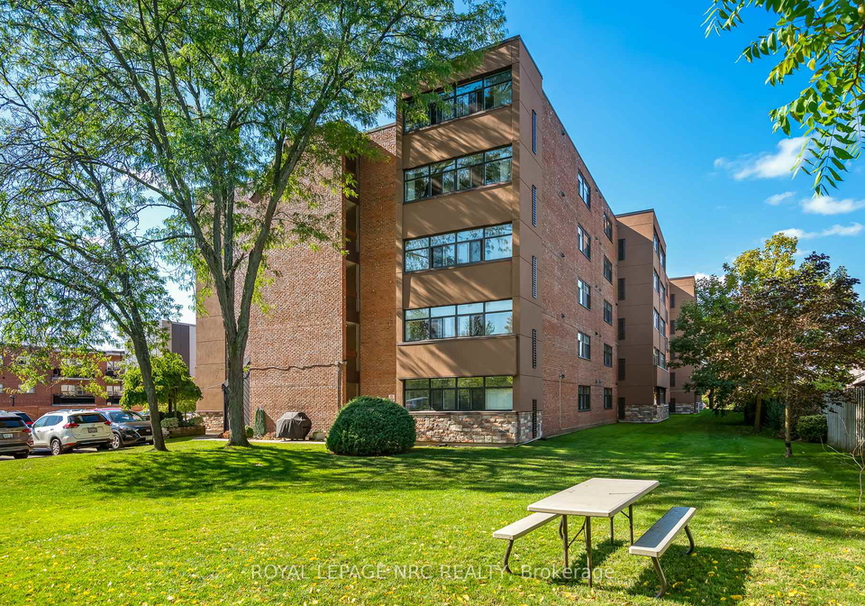 276-oakdale-avenue-st-catharines-ontario-x12437853