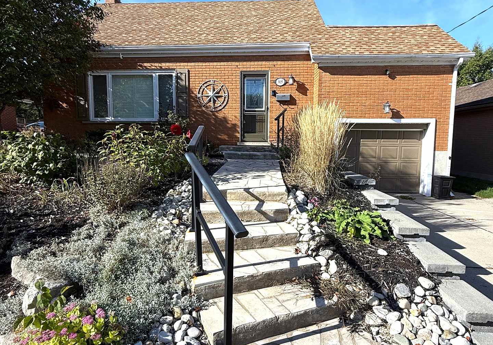 305-st-leger-street-kitchener-ontario-x12437880