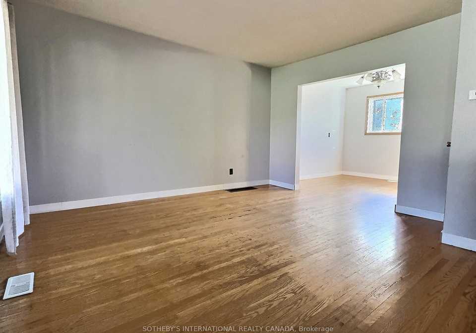 27-hilltop-drive-cambridge-ontario-x12438007