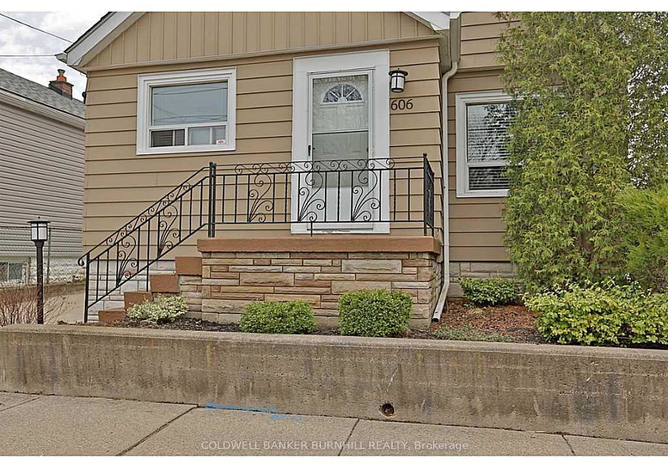 606-brucedale-avenue-e-hamilton-ontario-x12438017