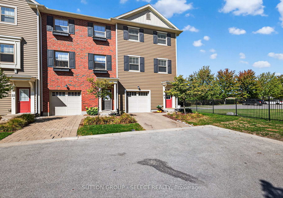 1040-coronation-drive-london-north-ontario-x12438098
