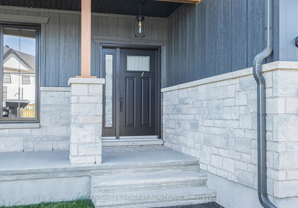 88-helen-street-north-stormont-ontario-x12438102
