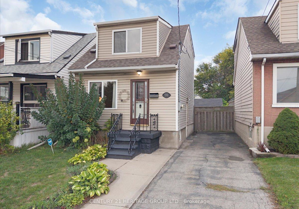 732-tate-avenue-hamilton-ontario-x12438797