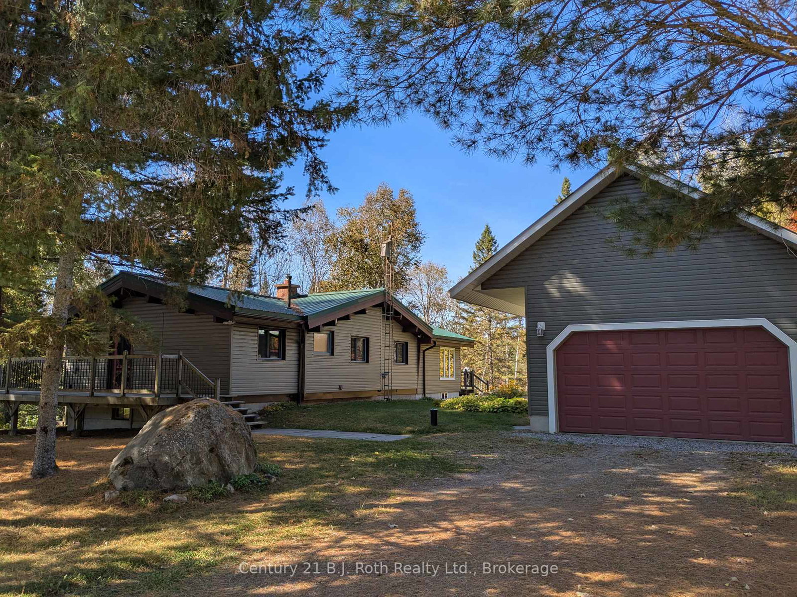 71-victoria-street-magnetawan-ontario-x12439154