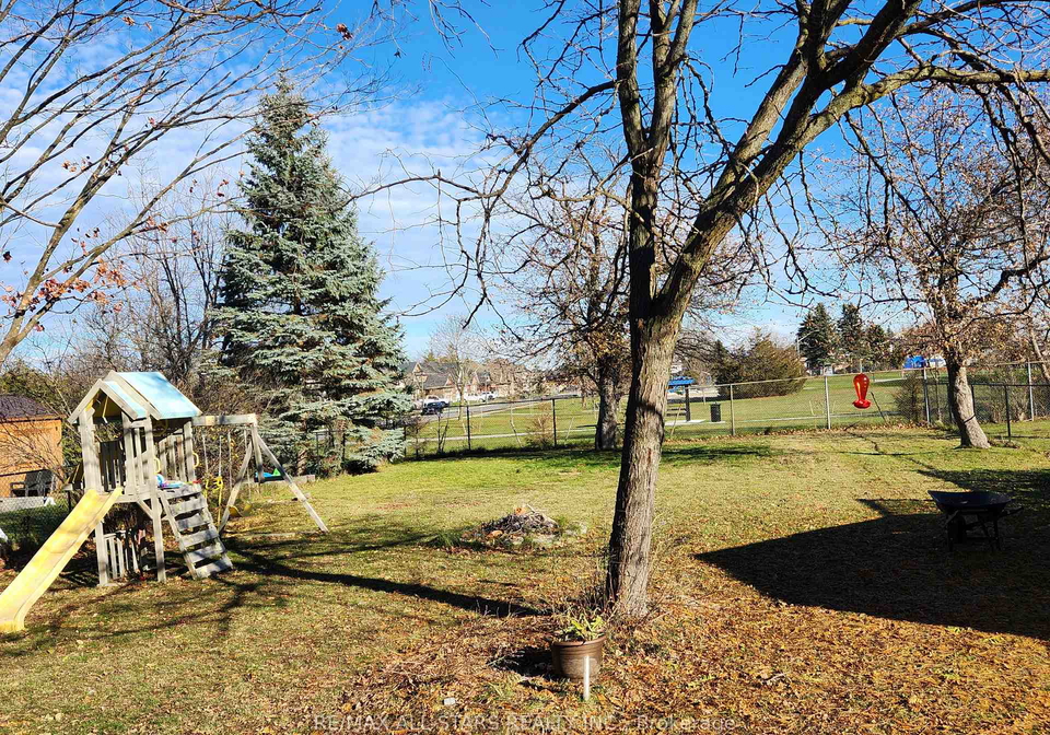 232-angeline-street-n-kawartha-lakes-ontario-x12439304