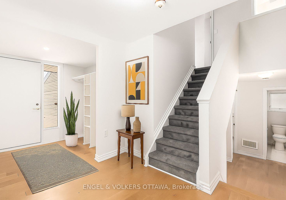 123-tripp-crescent-ottawa-ontario-x12439421