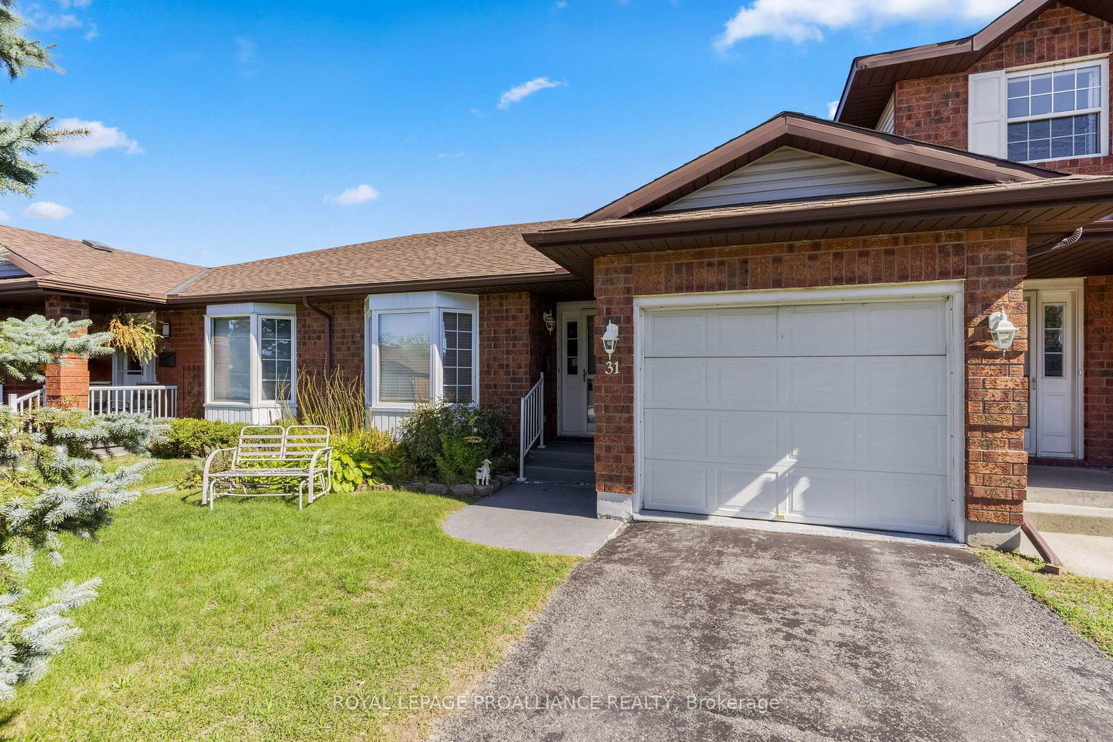 31-wimot-young-place-brockville-ontario-x12439422