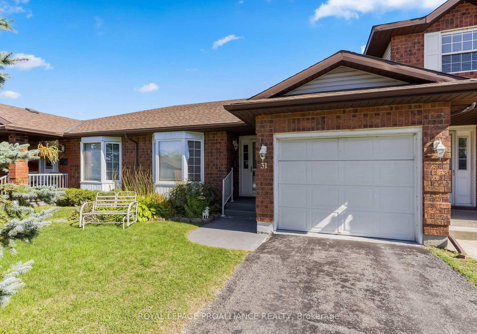 31-wimot-young-place-brockville-ontario-x12439422