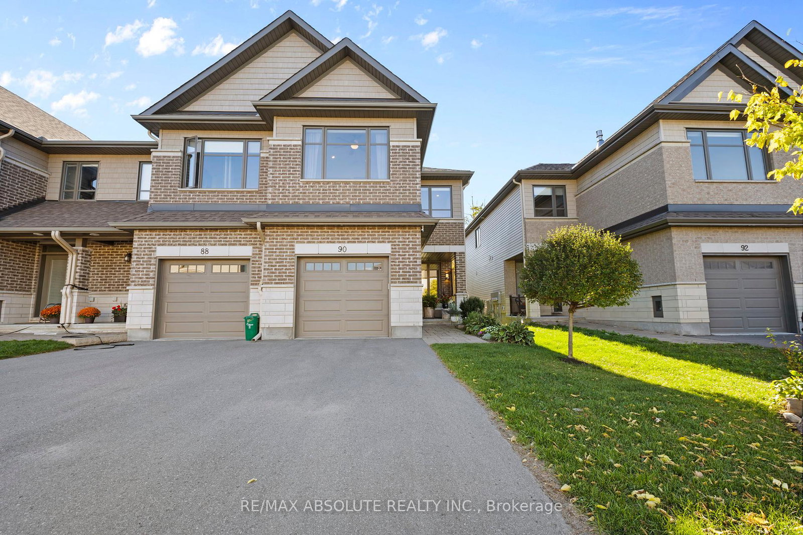 90-porter-street-ottawa-ontario-x12439452