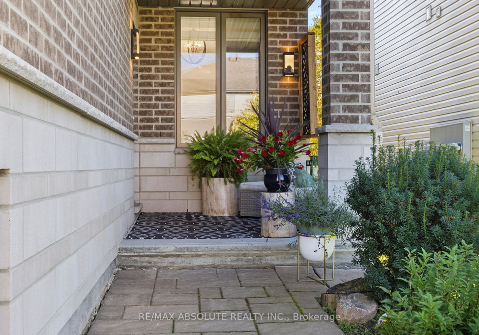 90-porter-street-ottawa-ontario-x12439452