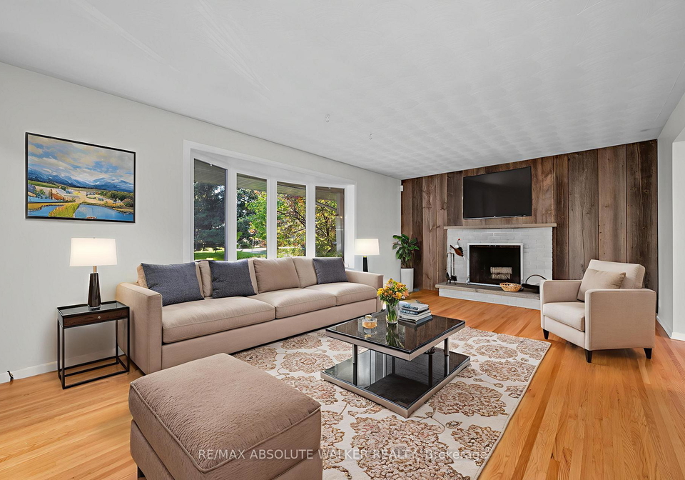 917-rand-avenue-ottawa-ontario-x12439485
