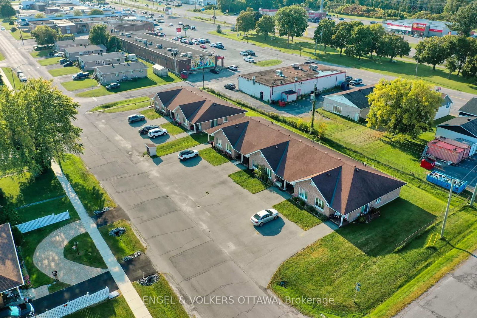50-fifth-street-e-south-dundas-ontario-x12439533