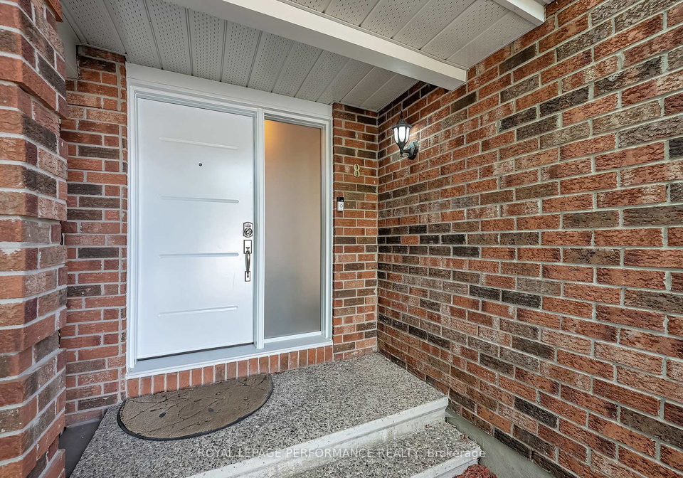 8-hyannis-avenue-ottawa-ontario-x12439621