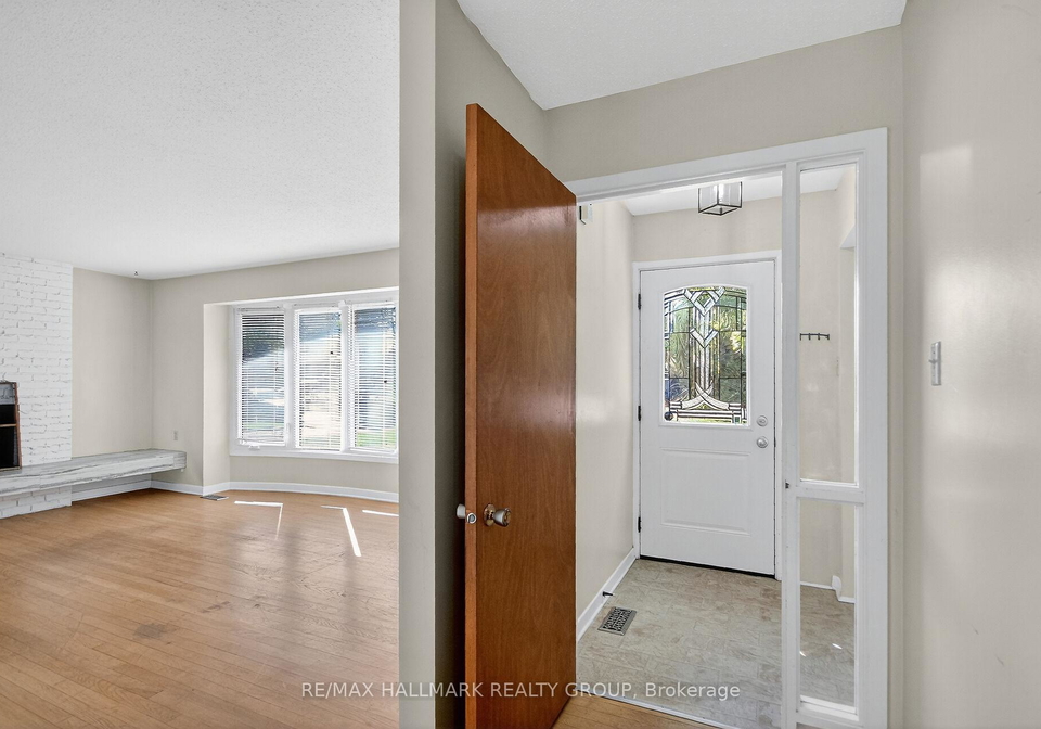 3-sutton-place-ottawa-ontario-x12439659