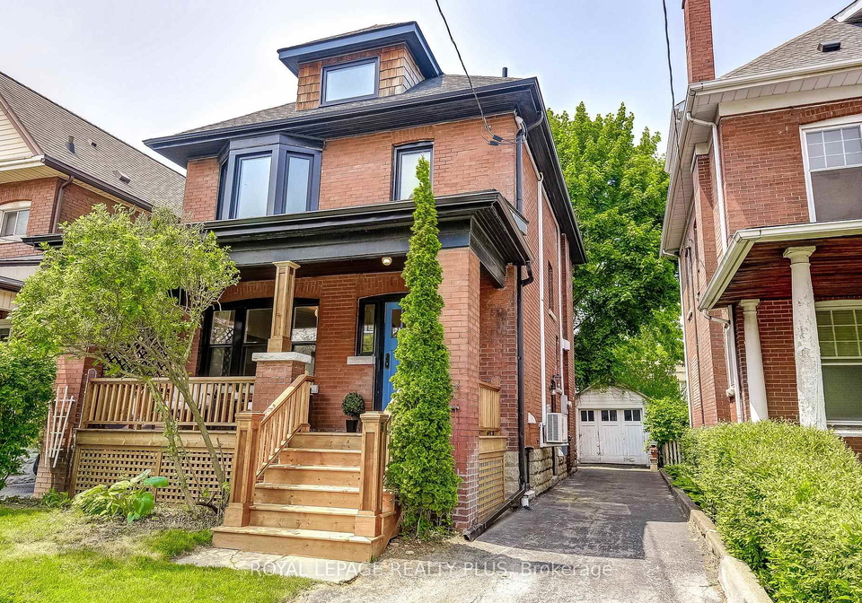 192-s-kensington-avenue-s-hamilton-ontario-x12439664