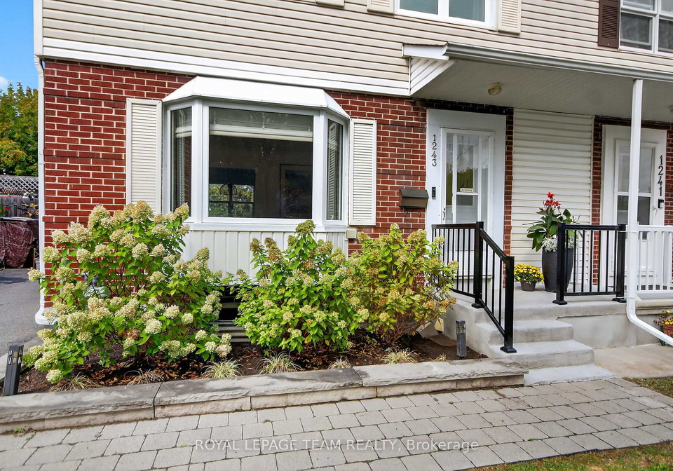 1243-kingston-avenue-ottawa-ontario-x12439691